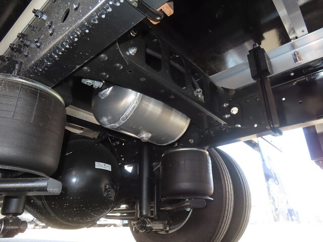 三菱ふそうファイター冷凍車（冷蔵車）中型（4t）[写真11]