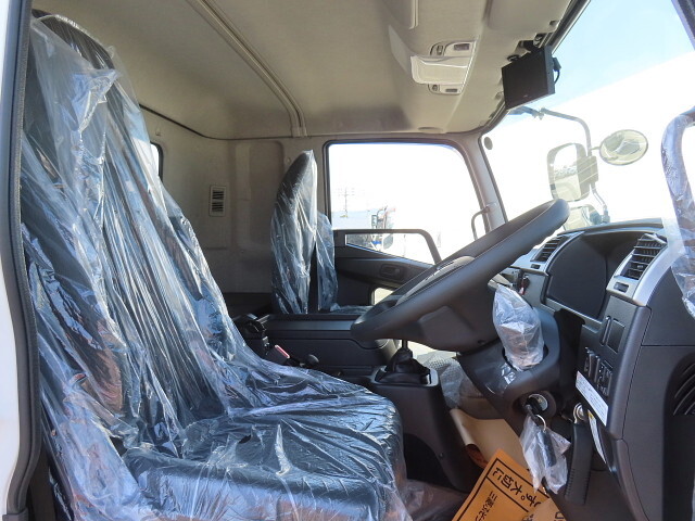 三菱ふそうファイター冷凍車（冷蔵車）中型（4t）[写真17]