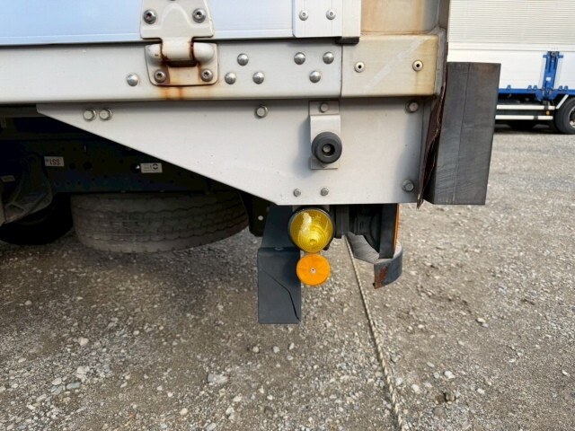 いすゞエルフアルミウイング小型（2t・3t）[写真30]