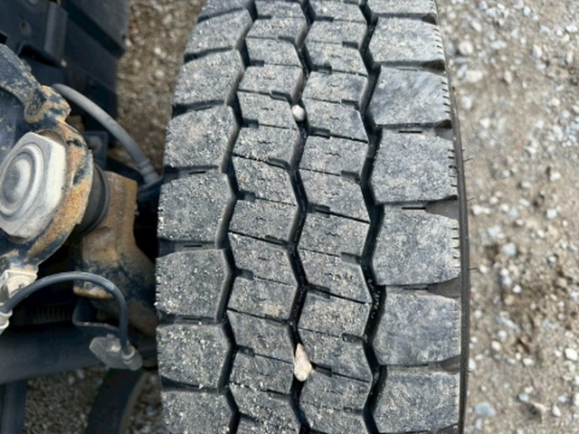 いすゞエルフアルミウイング小型（2t・3t）[写真37]