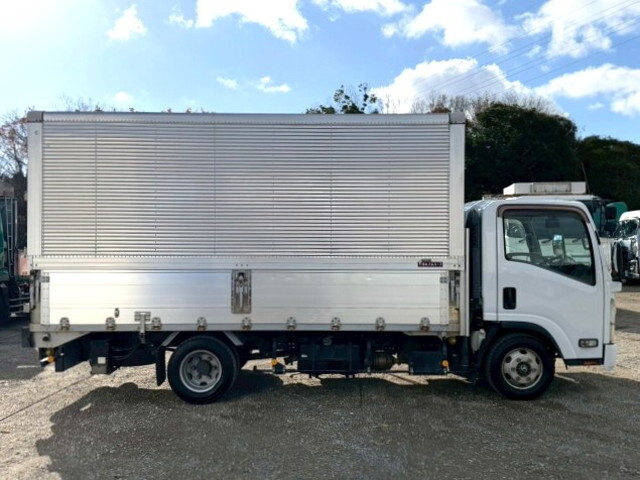 いすゞエルフアルミウイング小型（2t・3t）[写真06]