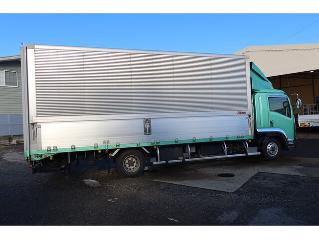 いすゞフォワードアルミウイング中型（4t）[写真06]