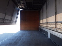 日野レンジャー幌ウイング中型（4t）[写真13]