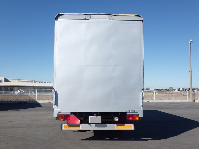 日野レンジャー幌ウイング中型（4t）[写真13]