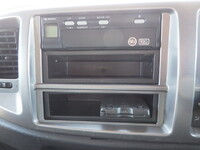 日野レンジャー幌ウイング中型（4t）[写真18]