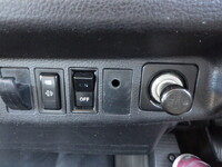 日野レンジャー幌ウイング中型（4t）[写真20]