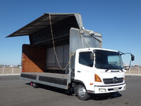 日野レンジャー幌ウイング中型（4t）[写真01]