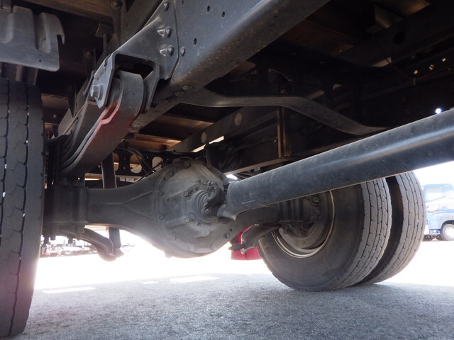 日野レンジャー幌ウイング中型（4t）[写真24]