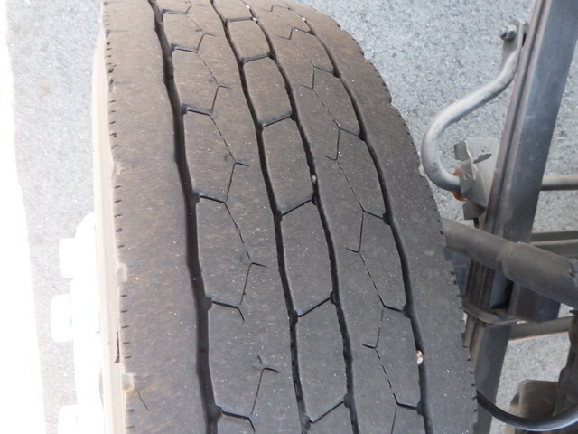 日野レンジャー幌ウイング中型（4t）[写真36]