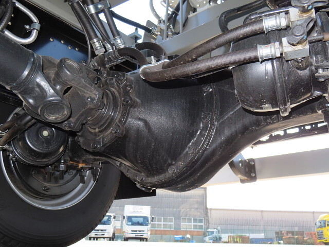 三菱ふそうファイターミキサー車（コンクリートミキサー）中型（4t）[写真07]