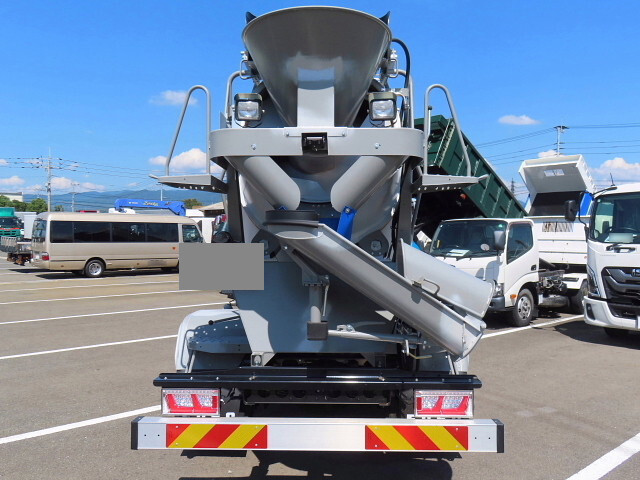 三菱ふそうファイターミキサー車（コンクリートミキサー）中型（4t）[写真05]