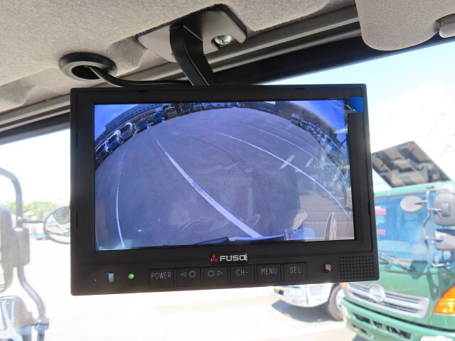 三菱ふそうファイターミキサー車（コンクリートミキサー）中型（4t）[写真21]
