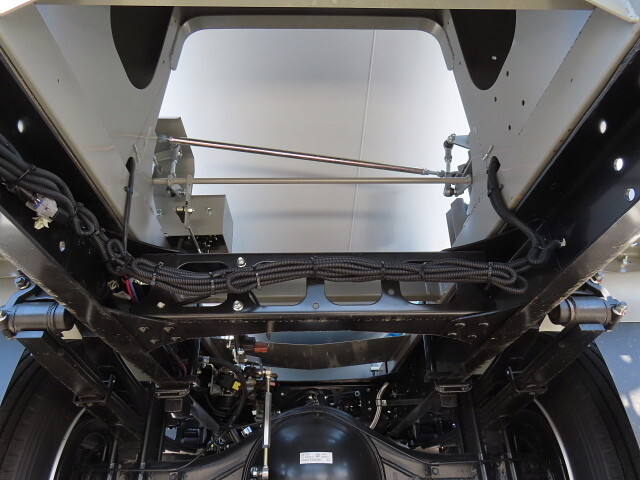 三菱ふそうファイターミキサー車（コンクリートミキサー）中型（4t）[写真09]