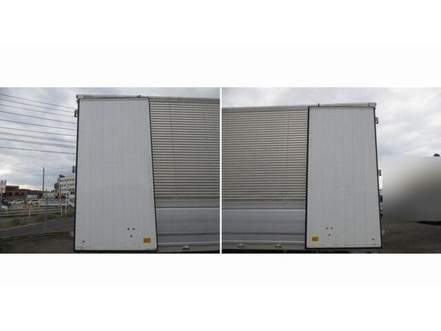 三菱ふそうファイターアルミウイング中型（4t）[写真19]