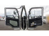 三菱ふそうファイターアルミウイング中型（4t）[写真28]