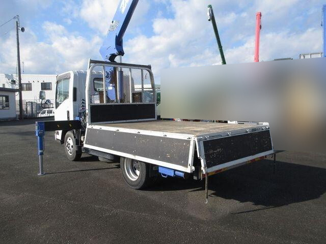 いすゞエルフクレーン5段小型（2t・3t）[写真12]