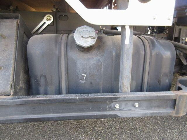 いすゞエルフクレーン5段小型（2t・3t）[写真25]