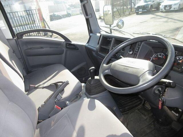 いすゞエルフクレーン5段小型（2t・3t）[写真31]