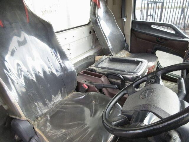 日野レンジャーダンプ中型（4t）[写真27]