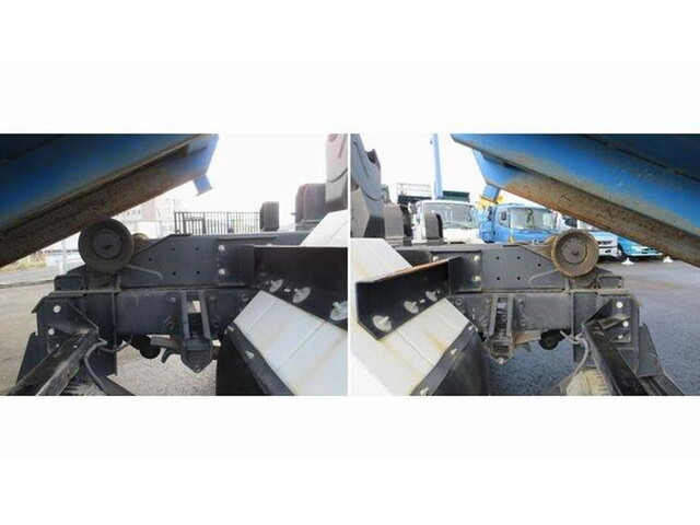 いすゞフォワードコンテナ専用車中型（4t）[写真24]