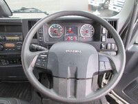 いすゞフォワードコンテナ専用車中型（4t）[写真34]