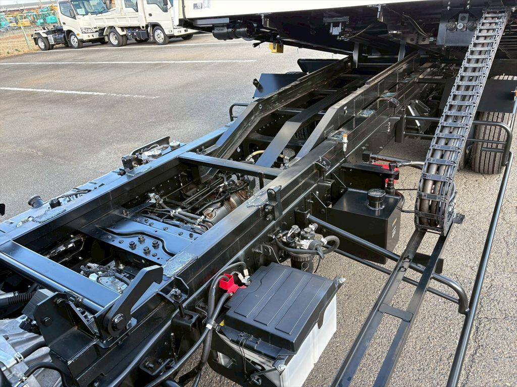 日野デュトロセーフティローダー小型（2t・3t）[写真15]