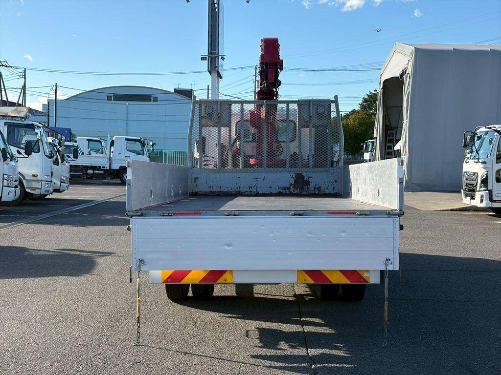 いすゞエルフクレーン4段小型（2t・3t）[写真11]