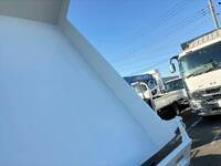 三菱ふそうファイターダンプ中型（4t）[写真11]