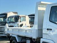 三菱ふそうファイターダンプ中型（4t）[写真06]