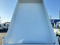 三菱ふそうファイターダンプ中型（4t）[写真09]