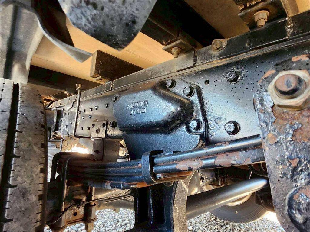 三菱キャンタークレーン4段小型（2t・3t）[写真11]