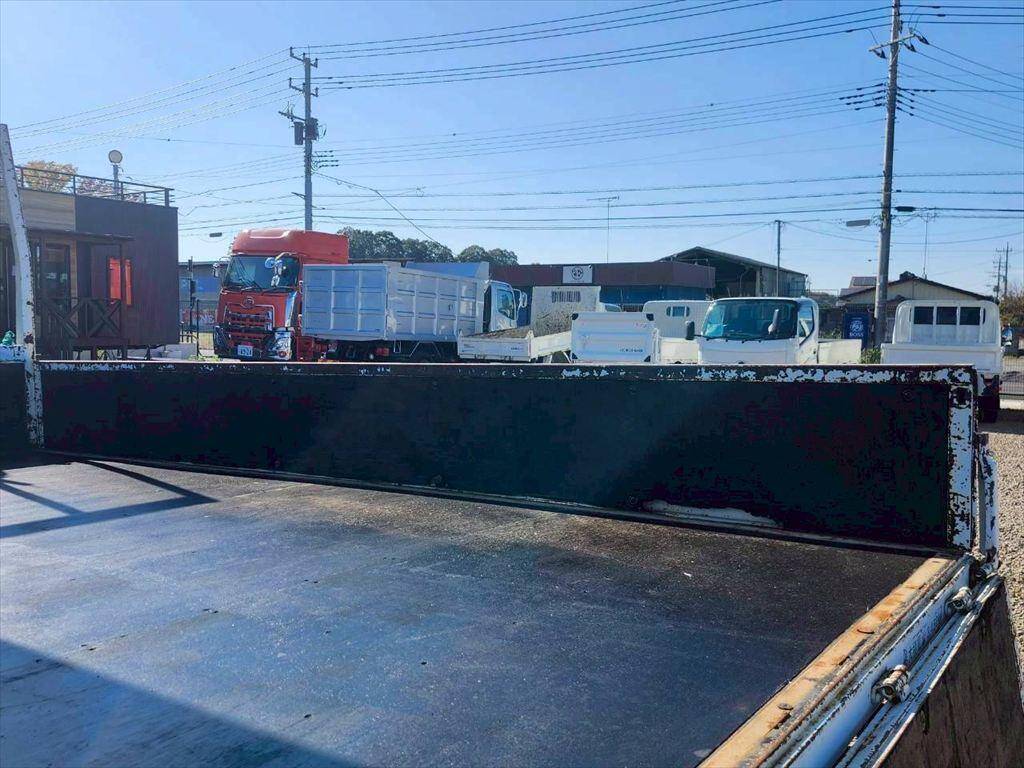 三菱キャンタークレーン4段小型（2t・3t）[写真08]