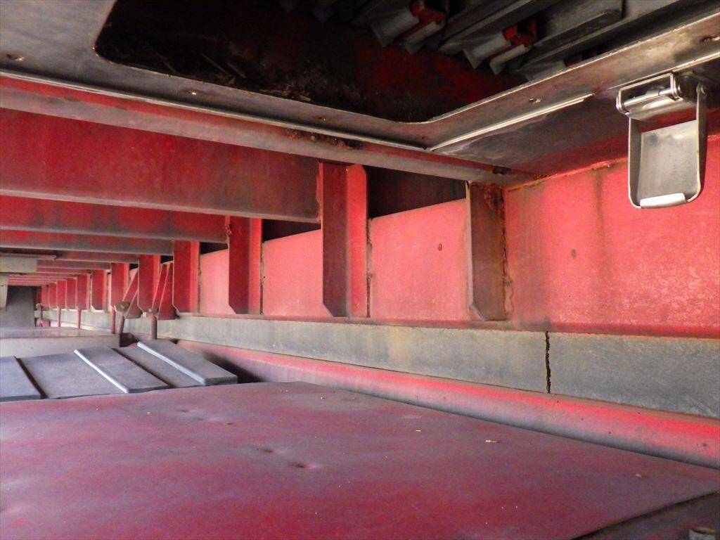 いすゞギガチップ運搬車大型（10t）[写真11]