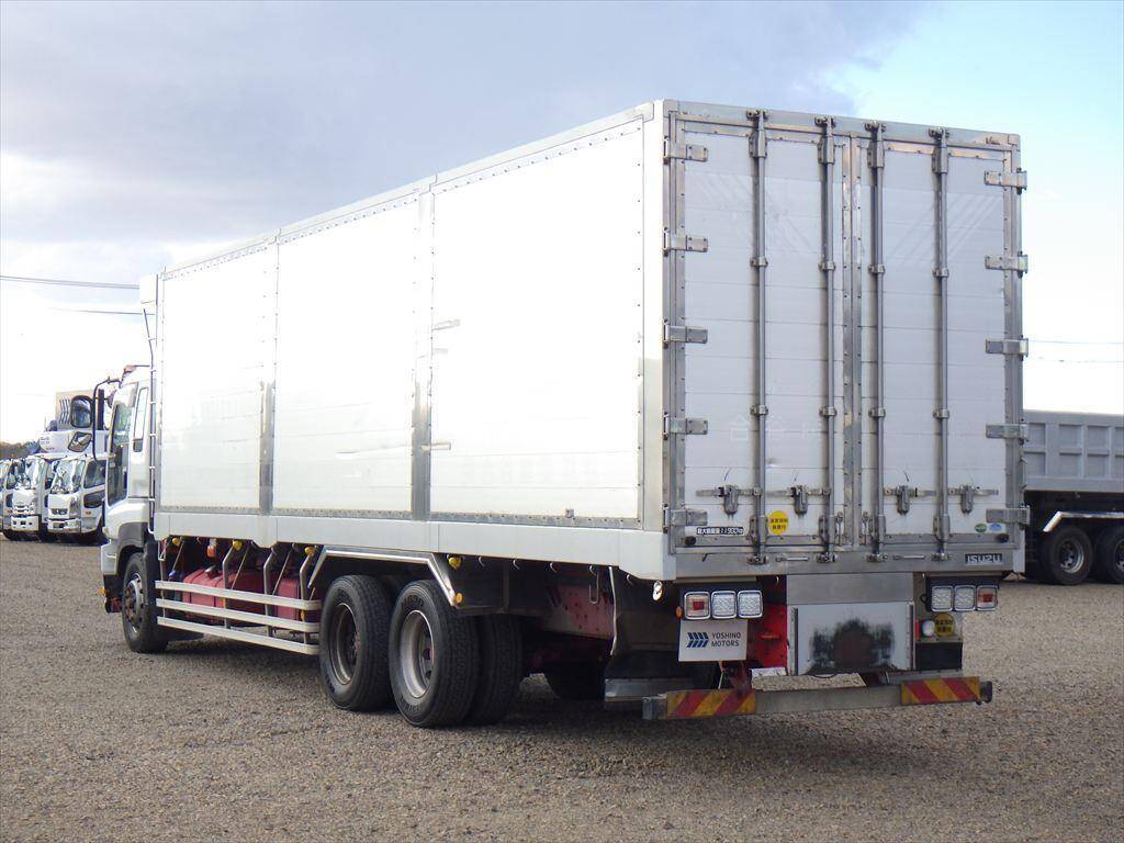 いすゞギガチップ運搬車大型（10t）[写真02]