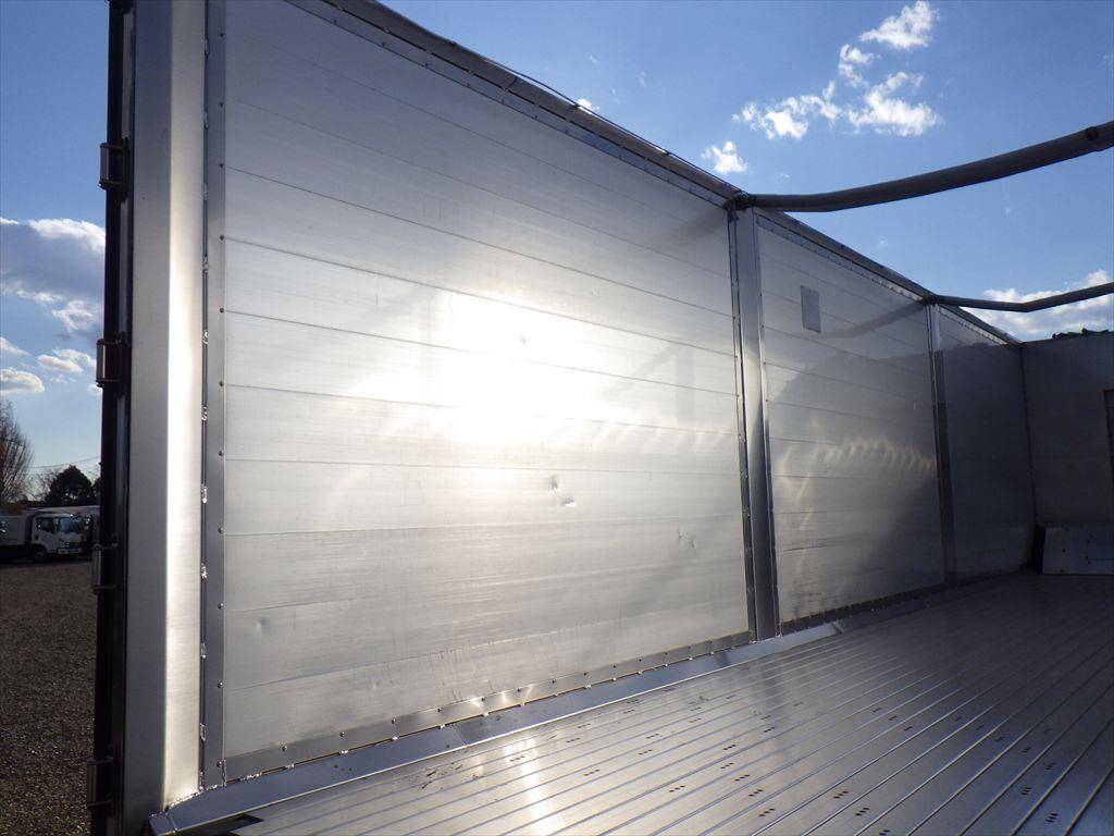 いすゞギガチップ運搬車大型（10t）[写真07]