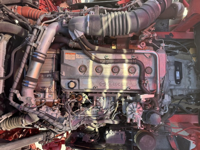 日野プロフィアダンプ大型（10t）[写真18]