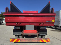 日野プロフィアダンプ大型（10t）[写真23]