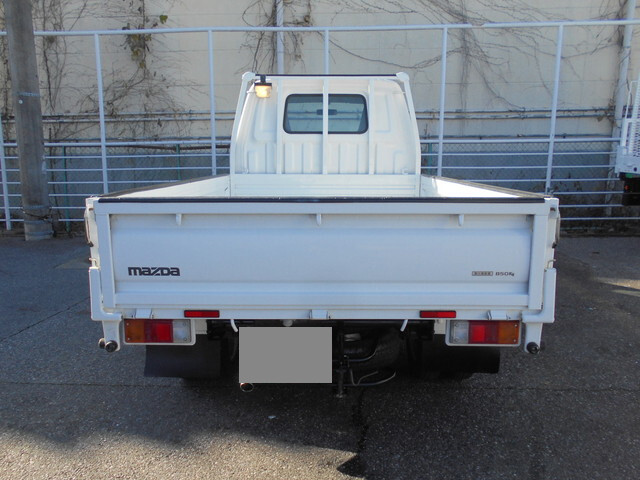 マツダボンゴ平ボディ小型（2t・3t）[写真10]