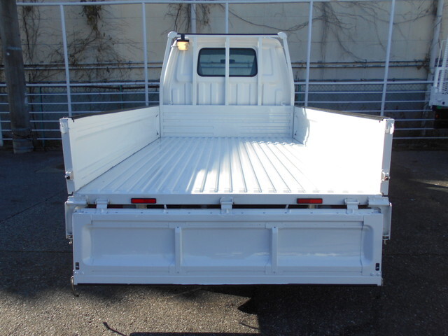 マツダボンゴ平ボディ小型（2t・3t）[写真12]