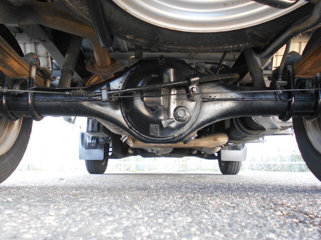 マツダボンゴ平ボディ小型（2t・3t）[写真20]