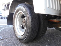 マツダボンゴ平ボディ小型（2t・3t）[写真24]