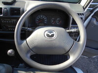 マツダボンゴ平ボディ小型（2t・3t）[写真29]