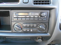 マツダボンゴ平ボディ小型（2t・3t）[写真31]