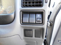 マツダボンゴ平ボディ小型（2t・3t）[写真33]