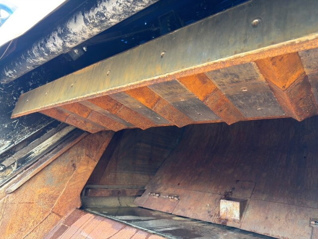 日野レンジャーパッカー車（塵芥車）増トン（6t・8t）[写真13]