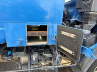 日野レンジャーパッカー車（塵芥車）増トン（6t・8t）[写真20]