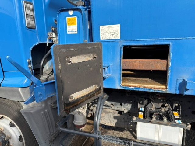 日野レンジャーパッカー車（塵芥車）増トン（6t・8t）[写真20]