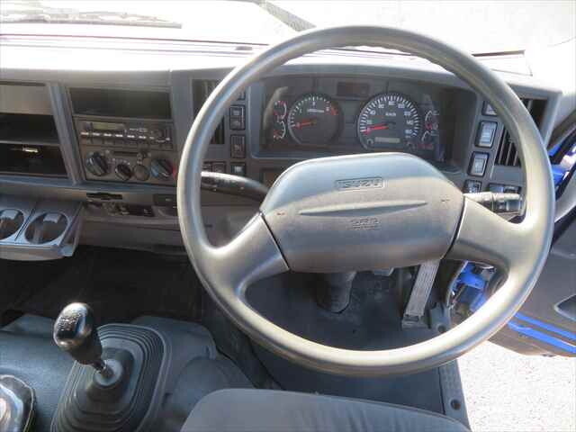 いすゞフォワードコンテナ専用車増トン（6t・8t）[写真30]