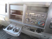 いすゞフォワードコンテナ専用車増トン（6t・8t）[写真35]