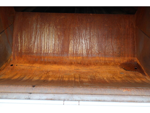 日野レンジャーパッカー車（塵芥車）中型（4t）[写真09]